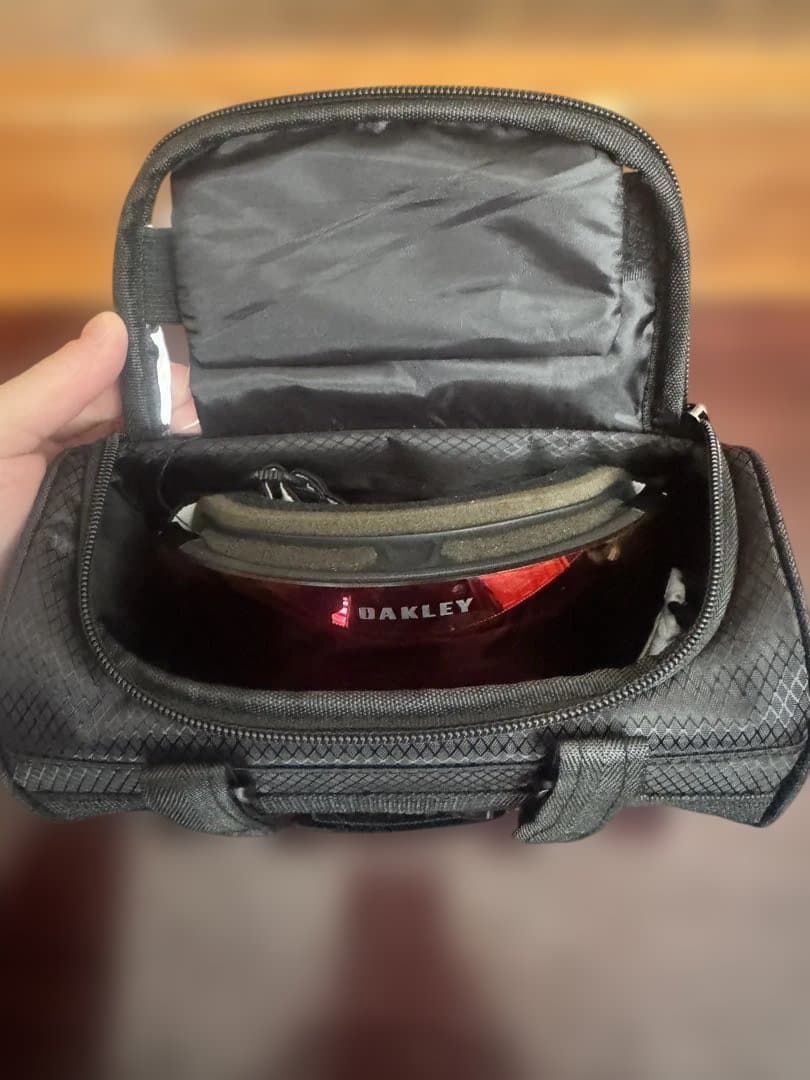 オークリー　FlightDeck M レッド（Torch iridium）