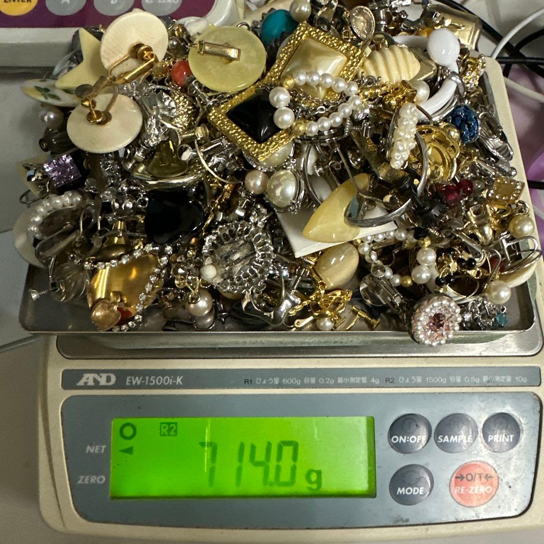 遺品整理品　イヤリング　ピアス類　no2