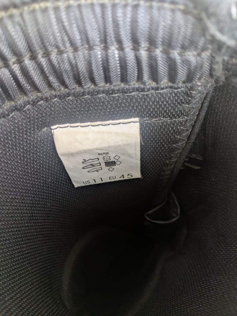 ベリック トライアルブーツ（カモフラ·中古品）27.5センチ相当