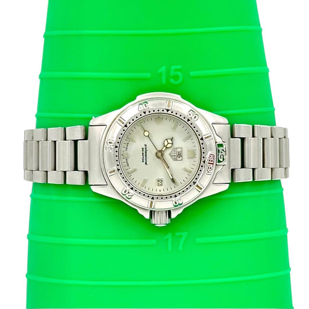 タグホイヤー 4000シリーズ プロフェッショナル200 999.708