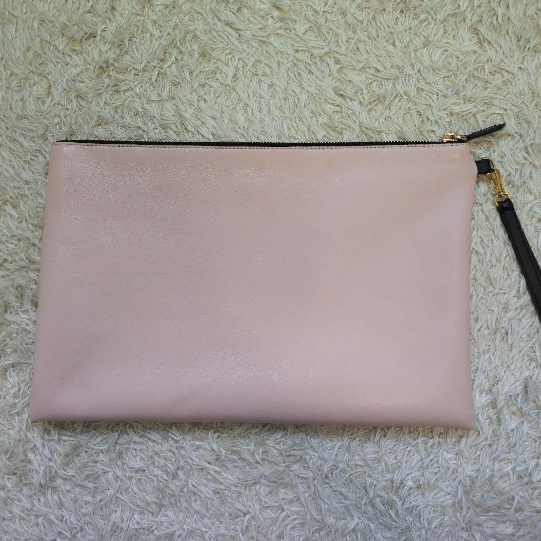 美品⭐フェンディ　クラッチバッグ　ピンク　ローマ　デカロゴ　レザー