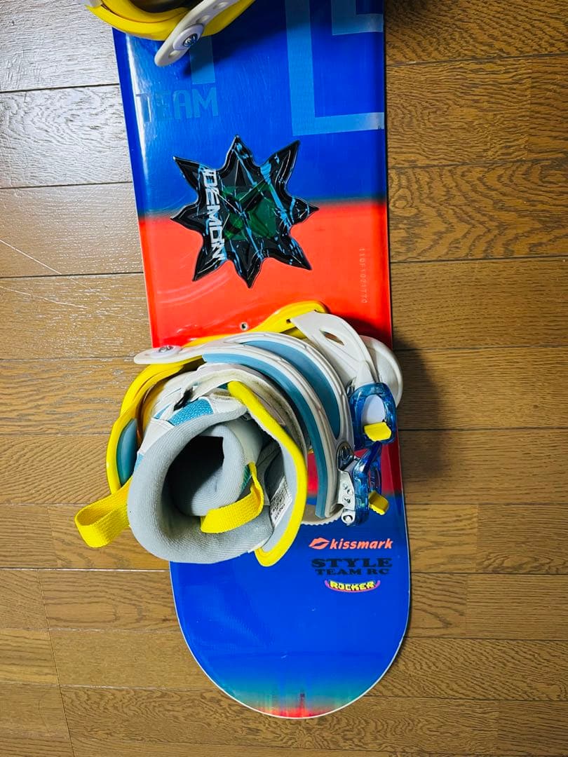 美品　子ども用スノーボード セットボードブーツ バインディング付き