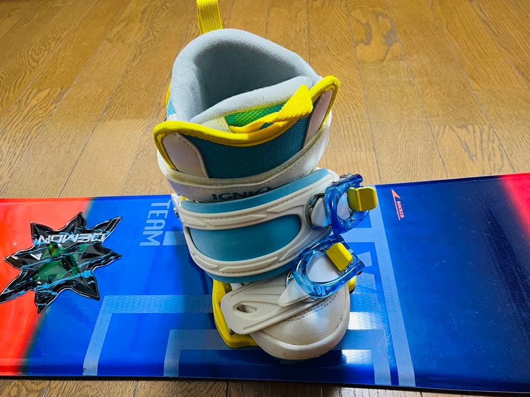 美品　子ども用スノーボード セットボードブーツ バインディング付き