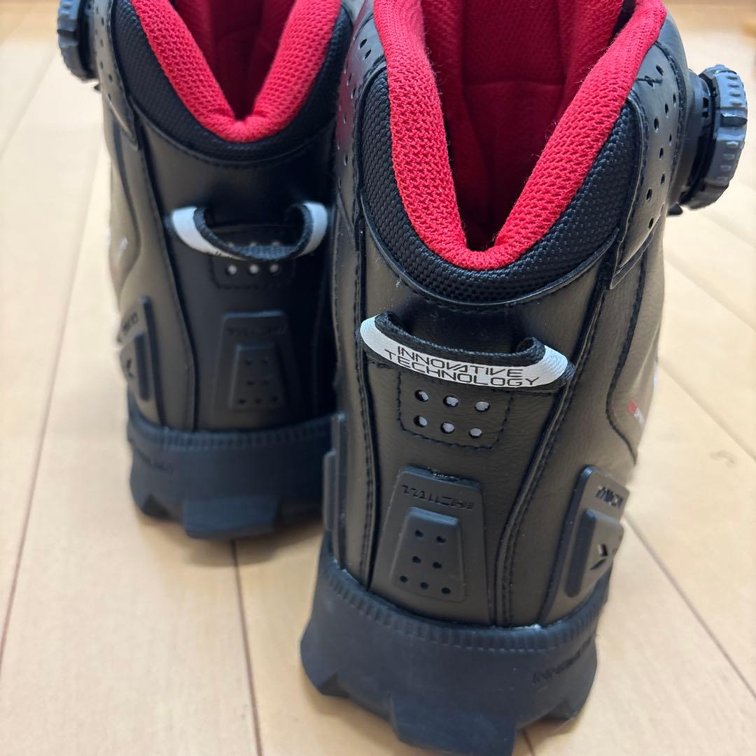 タイチコンバットシューズ RSS010サイズ26.5 黒白