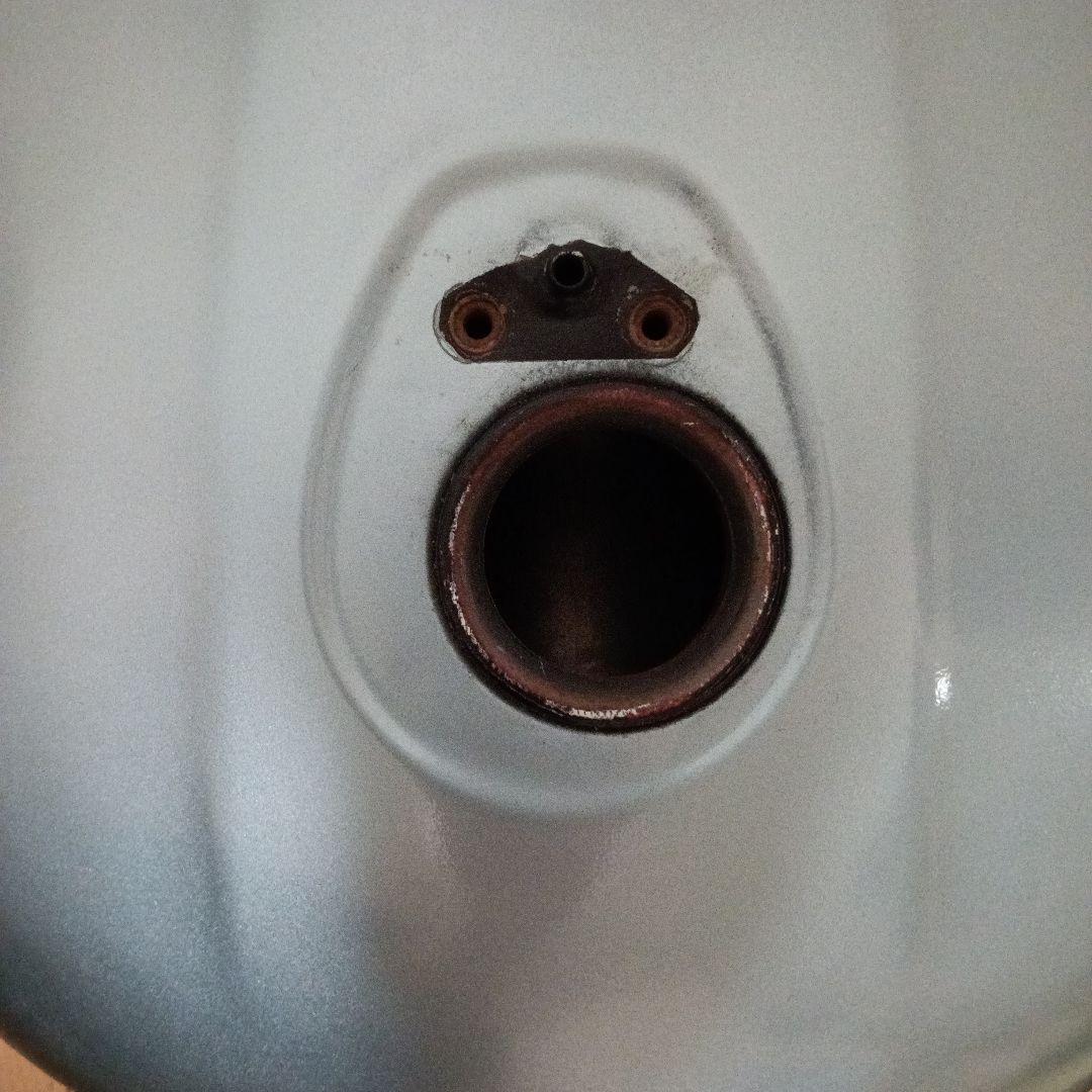 カワサキ　エストレヤ　タンク　 キャブレター使用