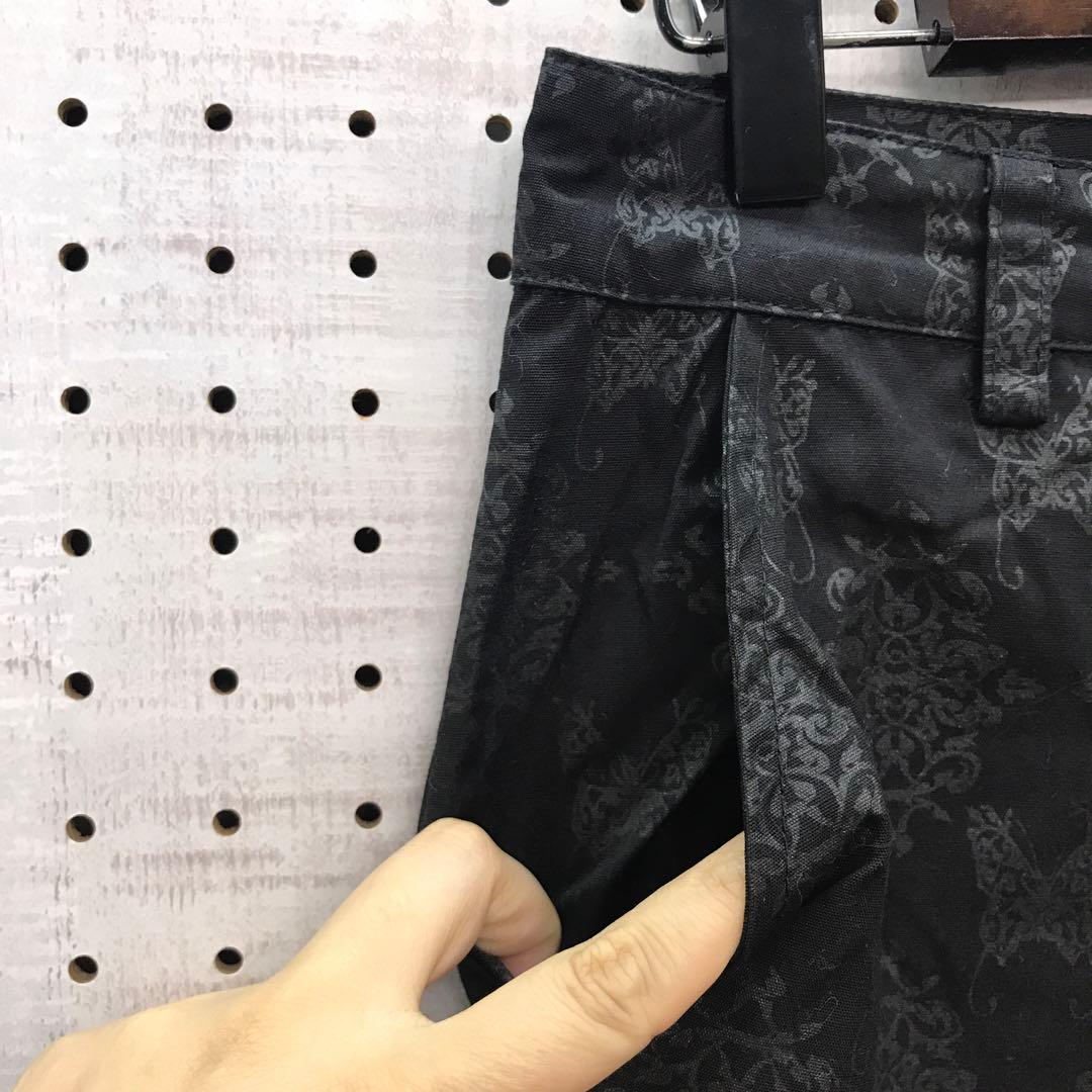 h.naoto FRILL 蝶々 アラベスク総柄 裾フリル クロップドパンツ