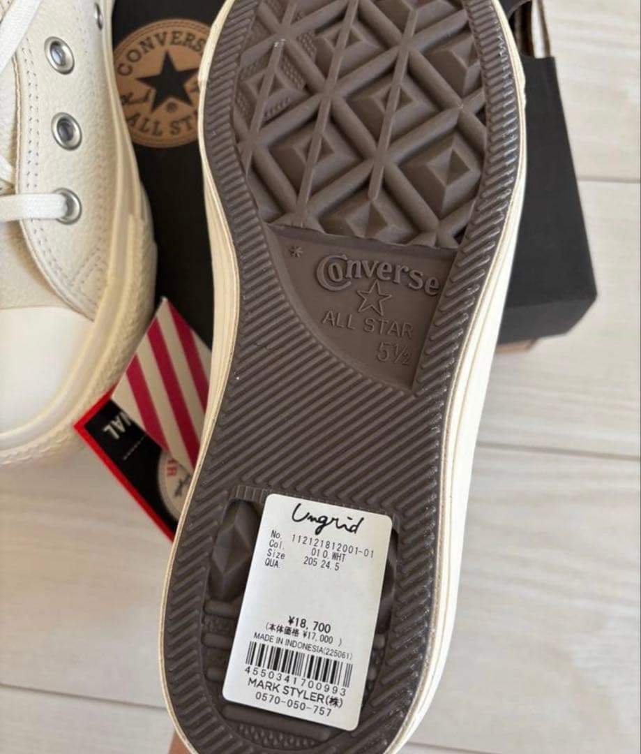 【新品】Ungrid × CONVERSE アイボリーレザーハイカットスニーカー