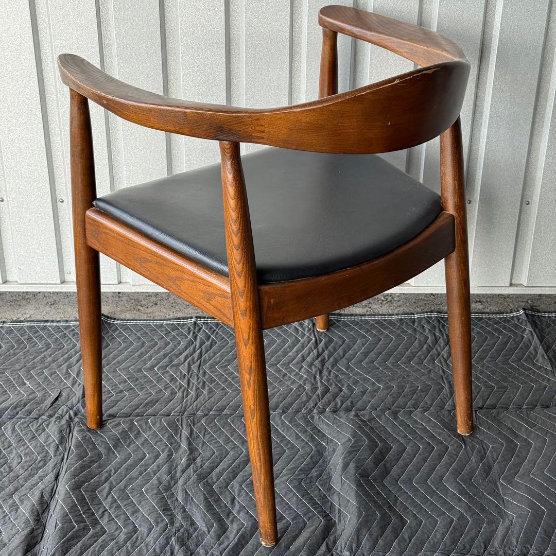 The chair ザ・チェア ハンス・J・ウェグナー リプロダクト　肘掛け