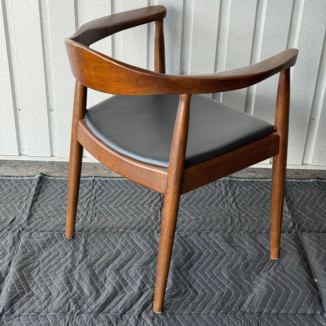 The chair ザ・チェア ハンス・J・ウェグナー リプロダクト　肘掛け