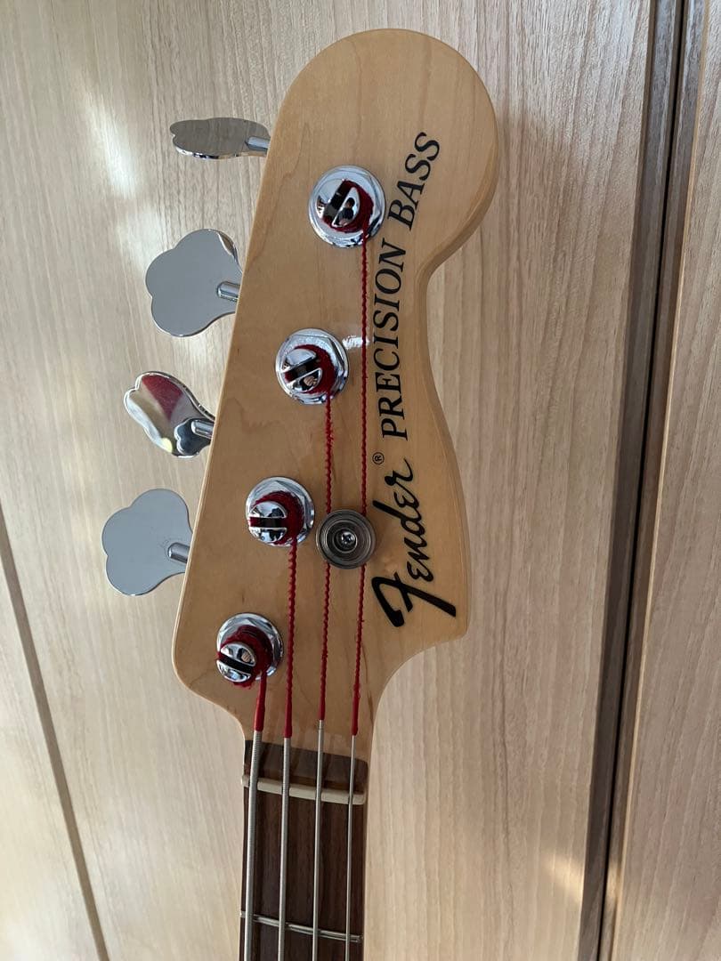 ベース Fender USA Precision Bass 70s FSR