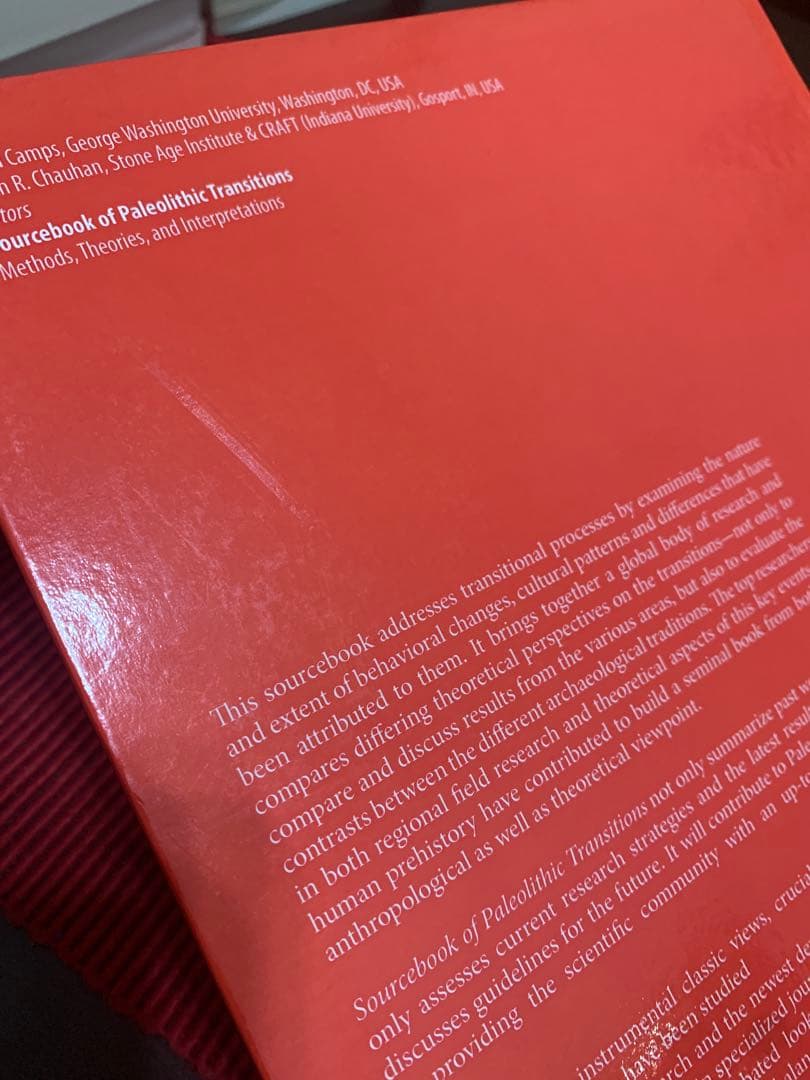 洋書 Sourcebook of Paleolithic Transitions