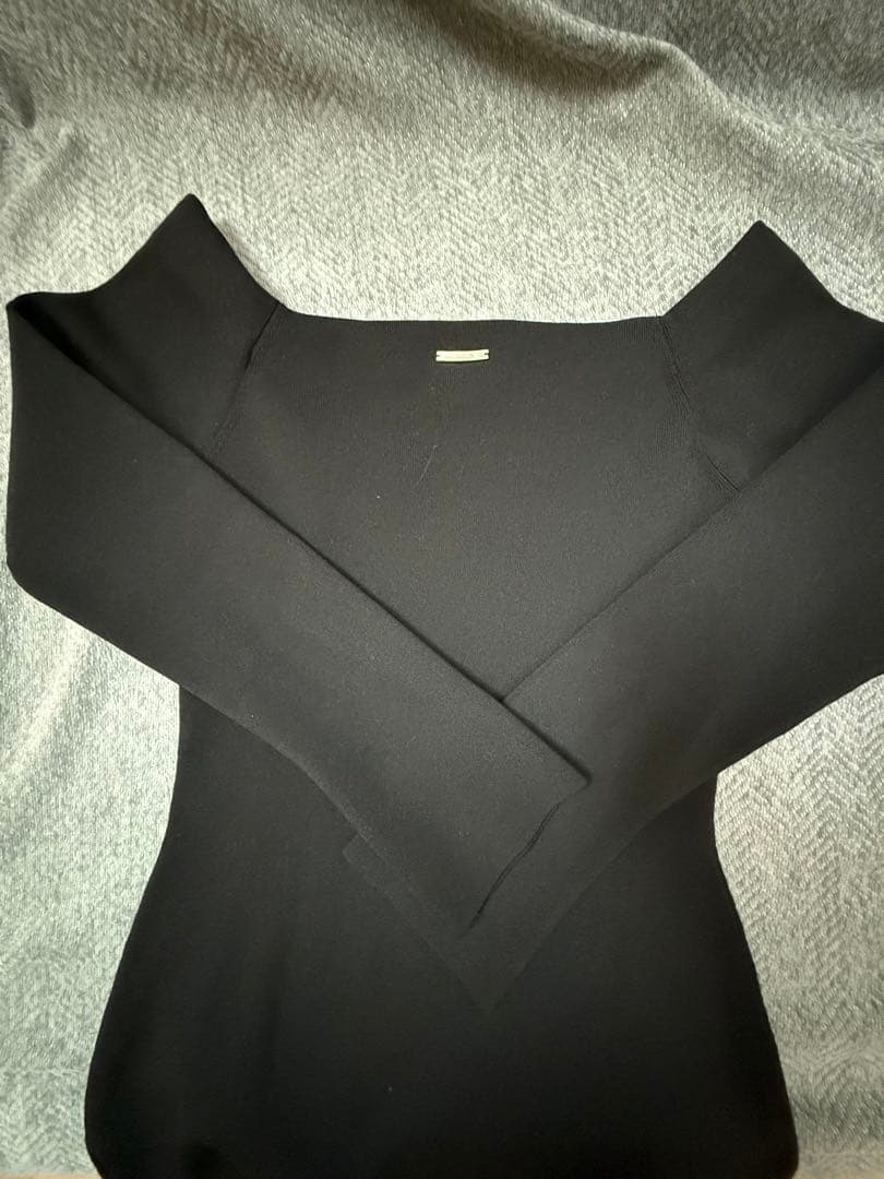 SNIDEL オフショルIラインニットワンピース