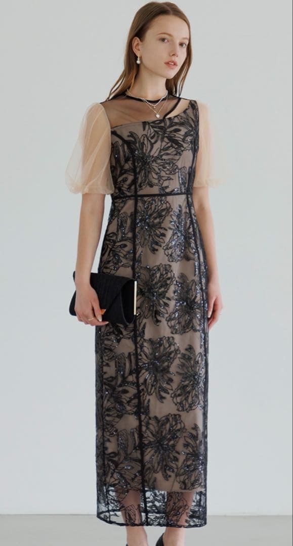 最終値下げ。明日消去【LEJA】アシンメトリーシアーフラワードレスワンピース