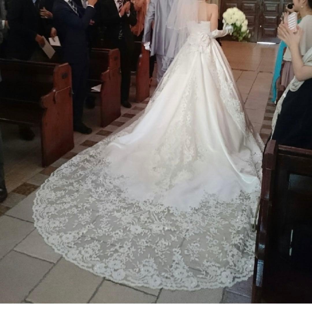 結婚式　ウエディングドレス　レース　パール　写真