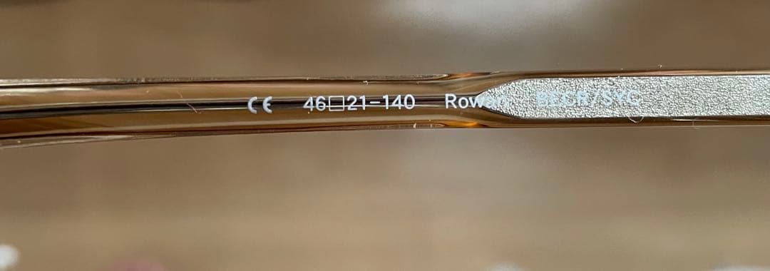 OLIVER PEOPLES メガネ　サングラス　調光レンズ　！！