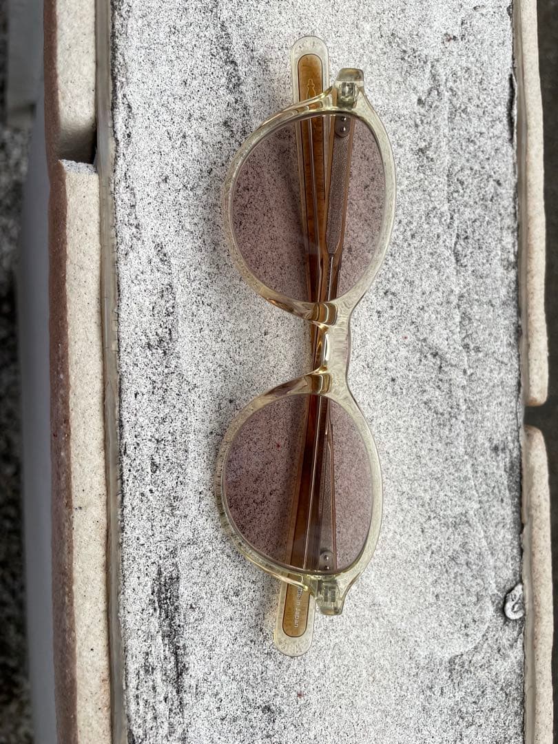 OLIVER PEOPLES メガネ　サングラス　調光レンズ　！！