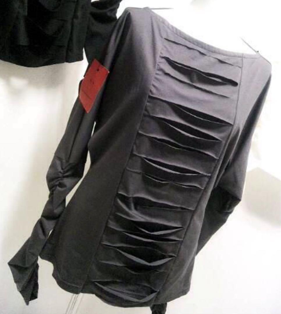 ʚ*ɞ様 Na+H ドルマンスラッシュカットソー