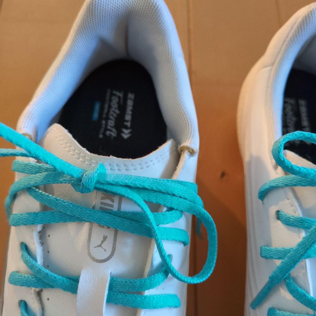 Puma サッカーシューズ・スパイク ホワイトほぼ新品同様。