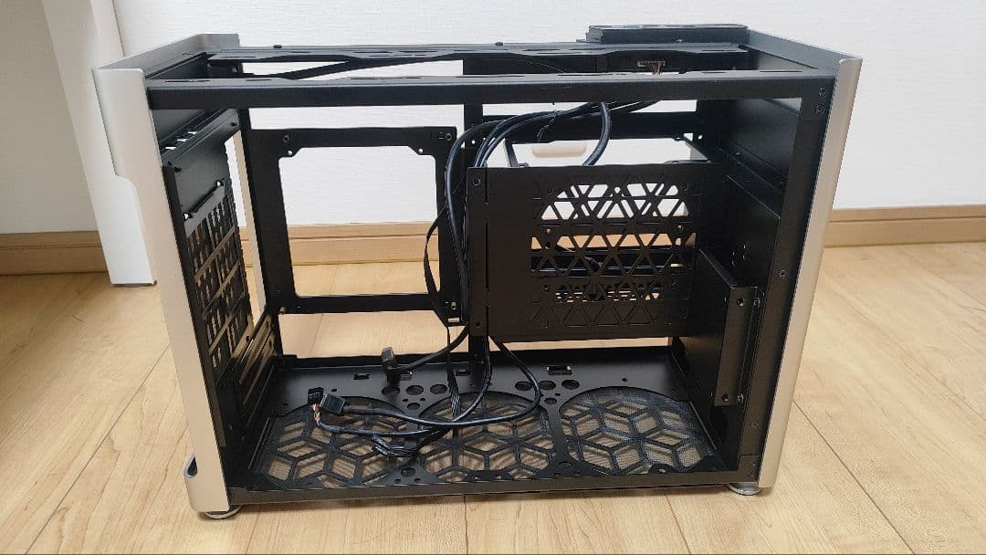 JONSPLUS i 100 ITX用 ケース