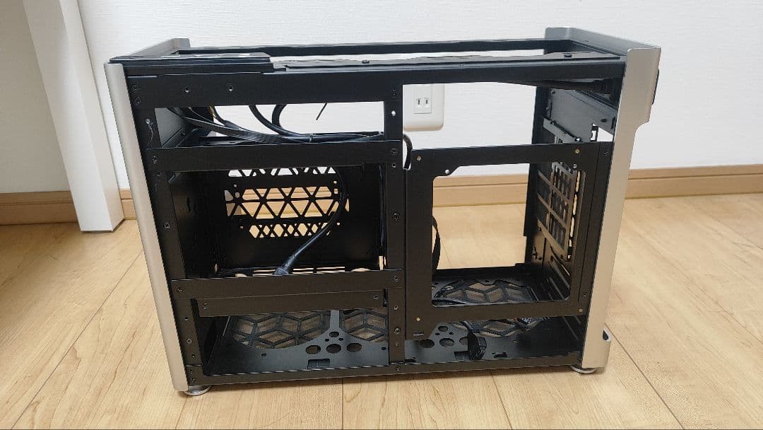 JONSPLUS i 100 ITX用 ケース