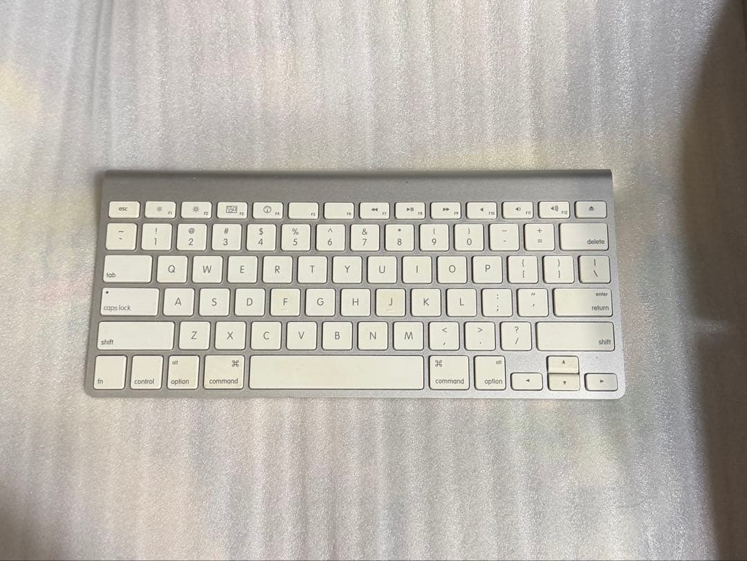 Mac mini M2/16G/256G 純正キーボードマウスTrackPad付