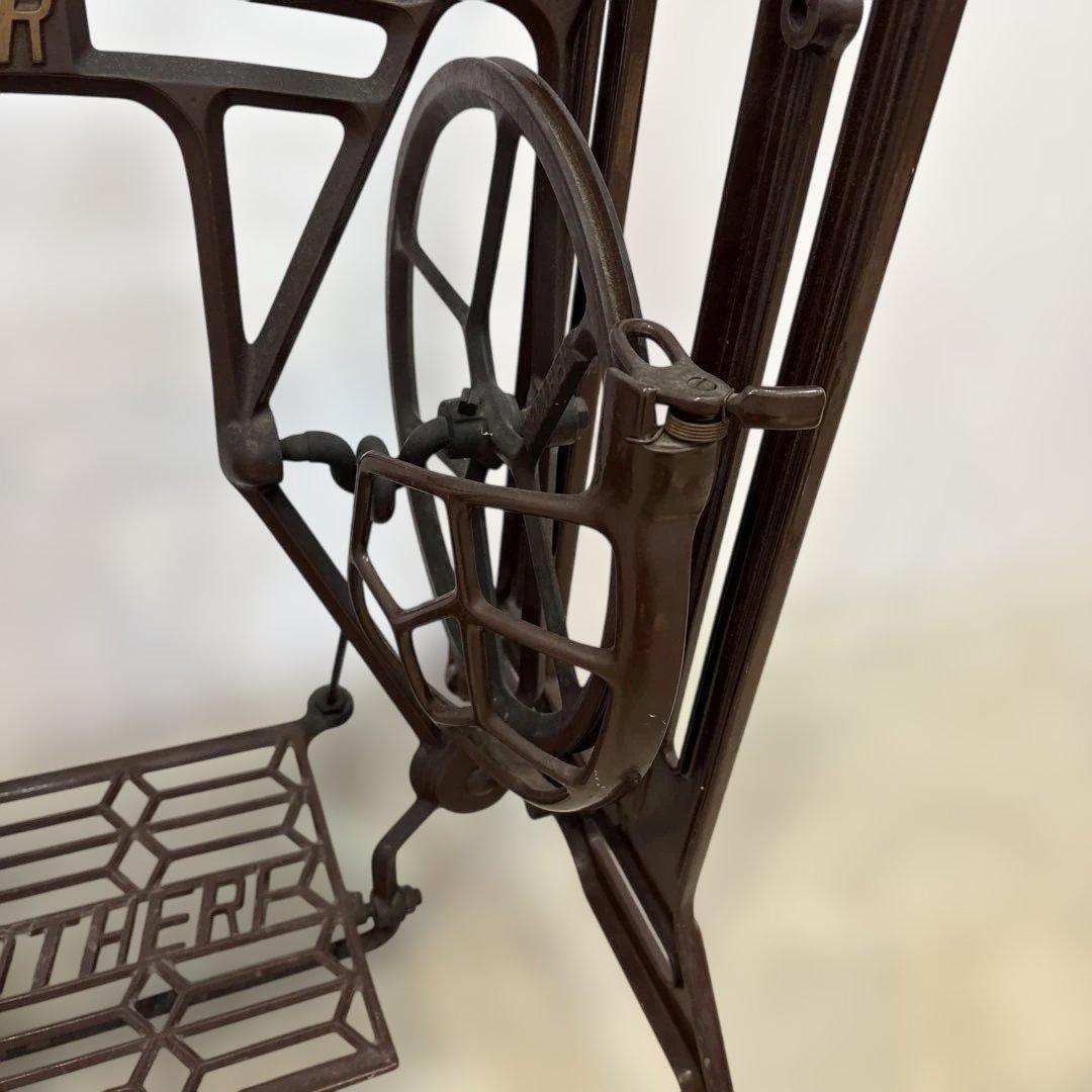 BROTHER 足踏みミシン フレーム