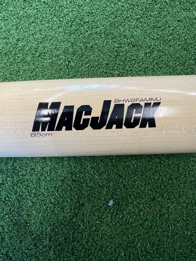 ローリングス木製バットMAC JACK