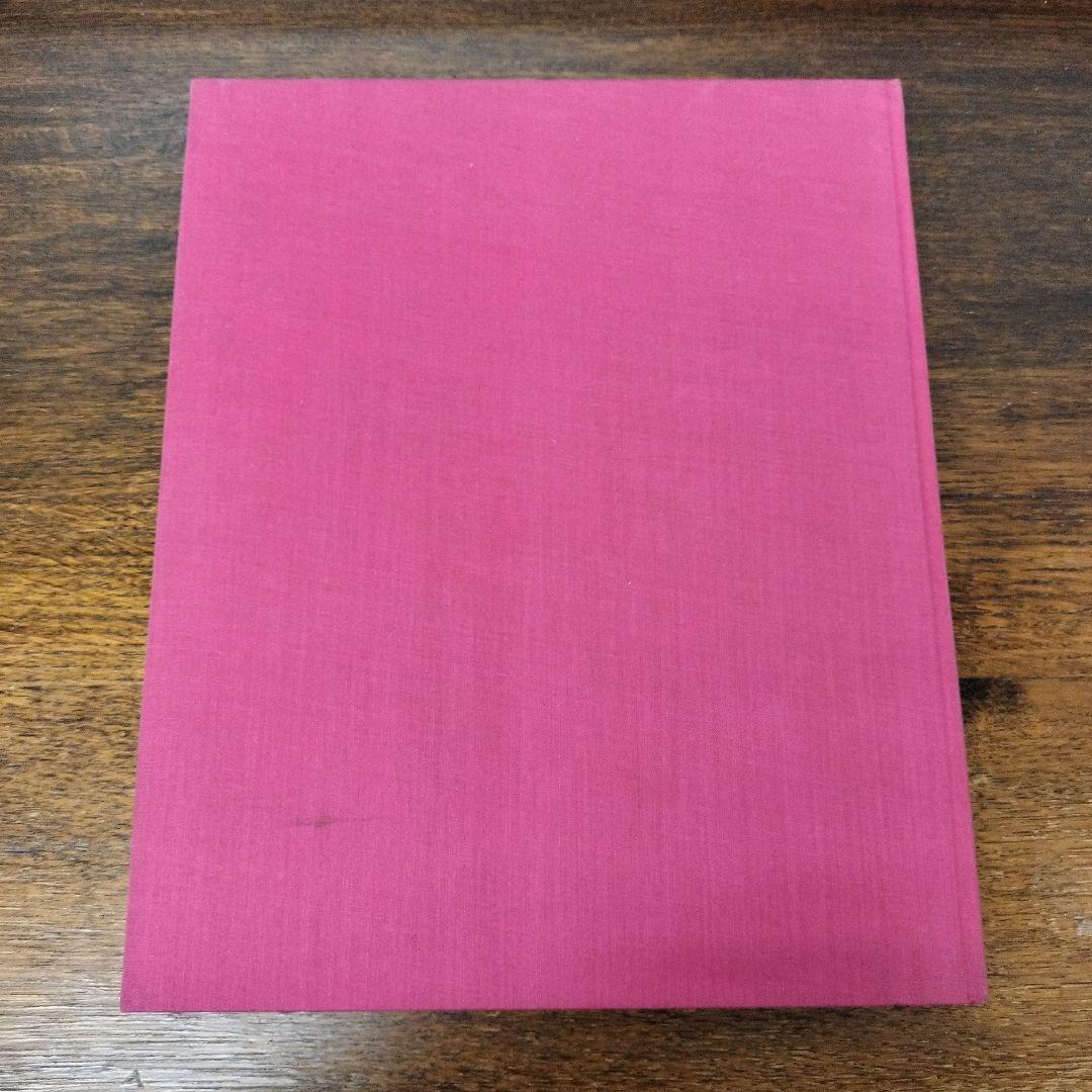 Alice❜s Adventures in Wonderland　洋書