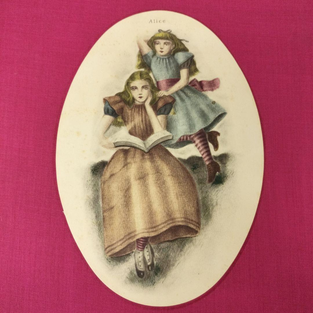 Alice❜s Adventures in Wonderland　洋書