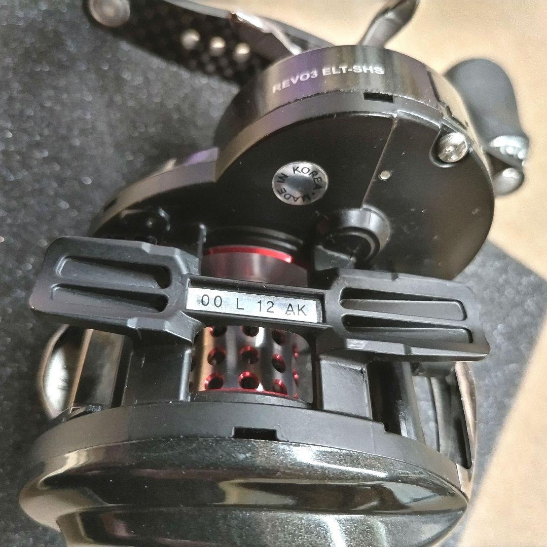 レボ　エリート８（右巻） ＲＥＶＯ ＥＬＩＴＥ ８ アブガルシア　ベイトリール