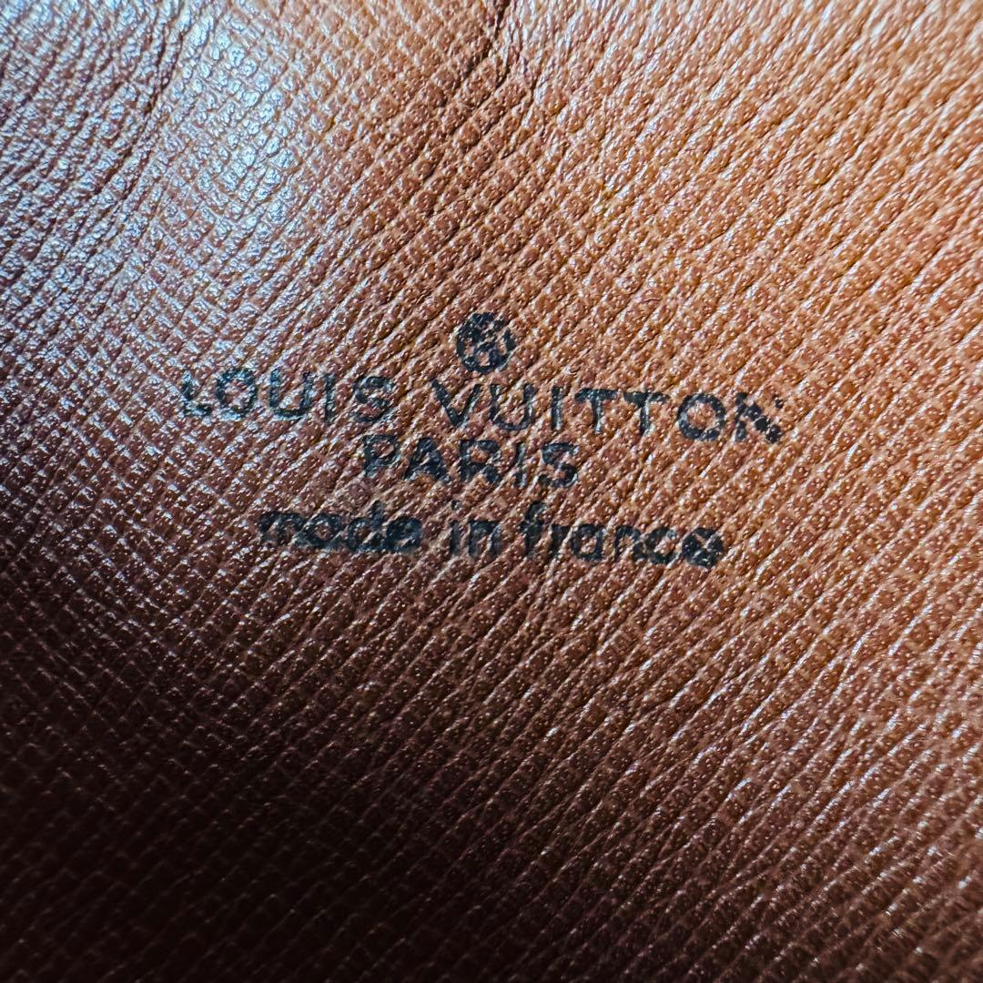 ルイヴィトン コンピエーニュ28 モノグラム M51845 クラッチバッグ