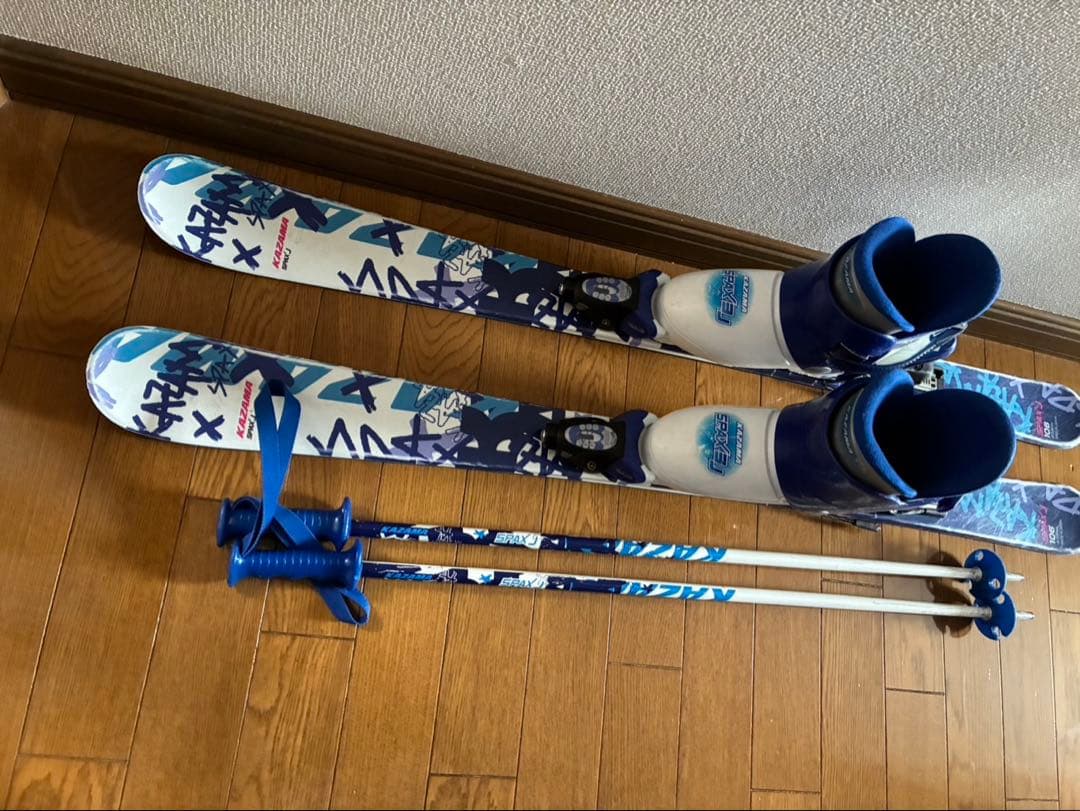 【男の子】スキー板　ストック　スキー靴 4点セット 小学生用