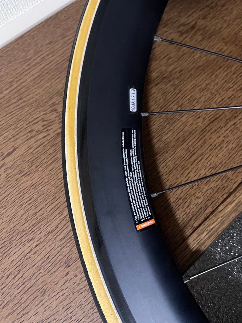 ノーブランド カーボンホイール チューブラー シマノ11s タイヤ付き