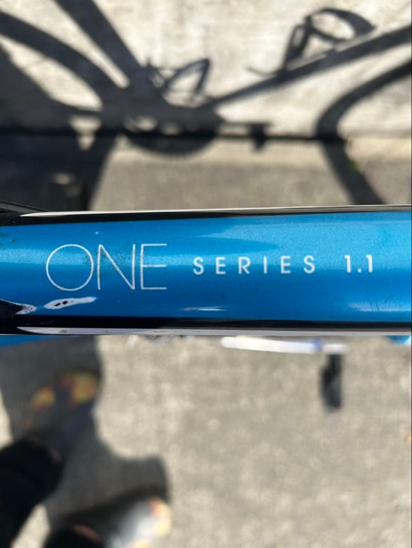 TREK ONESERIES 1.1 アルテグラ 105 ロードバイク