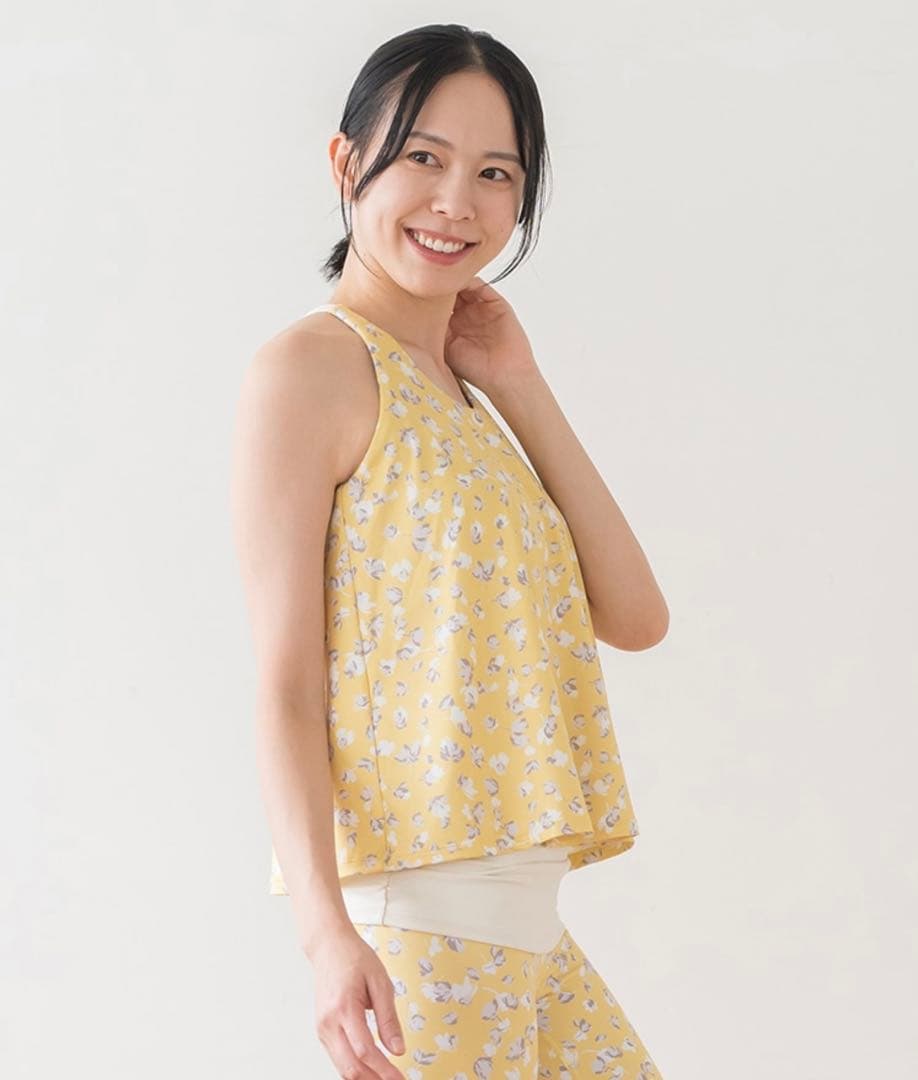 ✴︎新品✴︎ 【SUKALA】フラワープリントカバータンクトップ　Lサイズ タグ付き