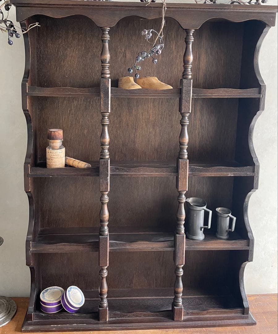イギリス　ヴィンテージ　アンティーク飾り棚　ウォールシェルフ