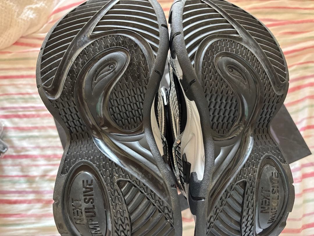 NEXT IMPULSIVE スニーカー 37