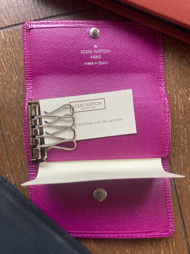 廃盤色 ルイヴィトン エピ グルナード ミュルティクレ4 キーケース