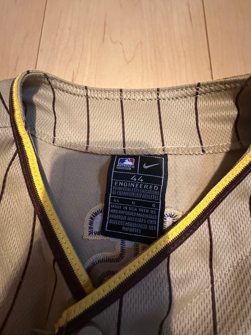 タティスjr パドレス ユニフォーム