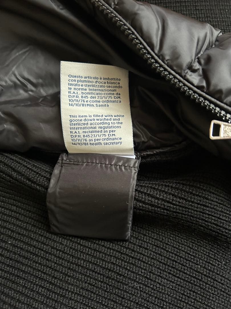 新品タグ付き★モンクレール★ニットダウンジャケット10Y