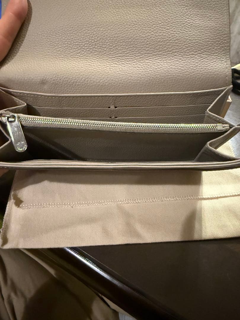 Louis Vuitton マヒナ ポルトフォイユ イリス 長財布