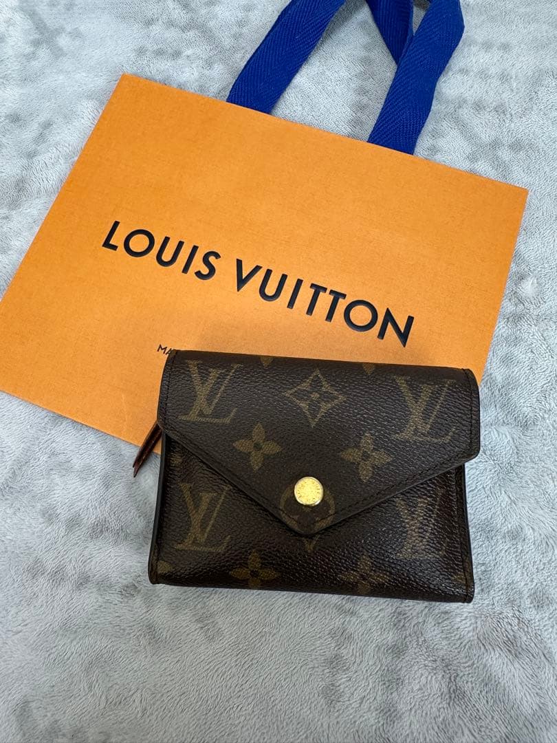 Louis Vuitton 三つ折り財布 モノグラム　ヴィトン財布