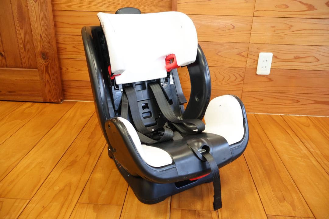 Joie ジョイー　チャイルドシート バリアント（ブラックエレメント）①