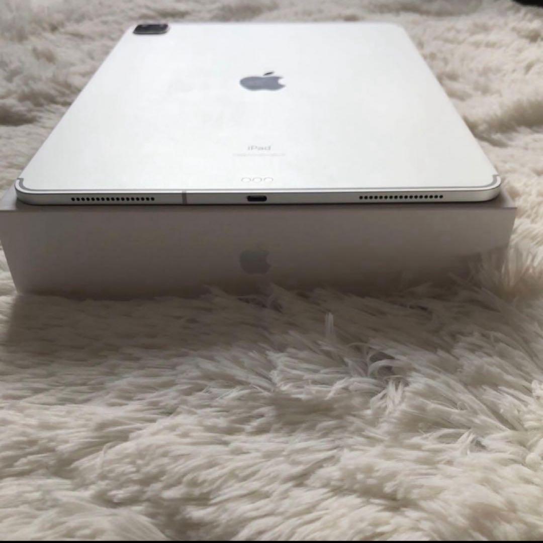 【ほぼ未使用】iPad Pro 12.9 第4世代 512GB 【すぐ発送】