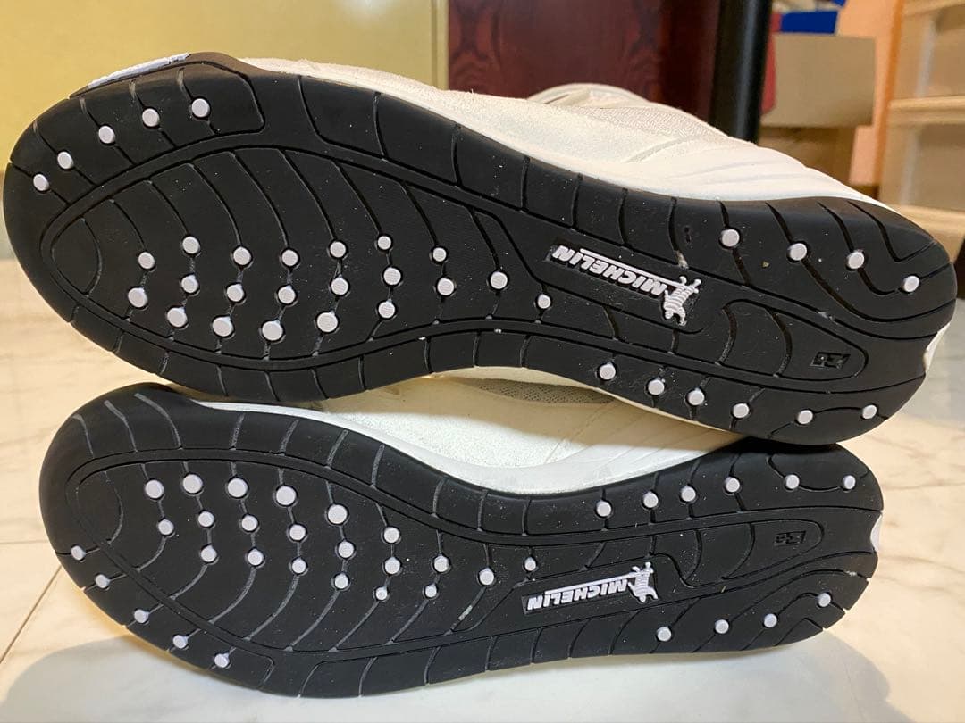 エバーラスト　ボクシングシューズ ミシュランコラボ24.0センチ