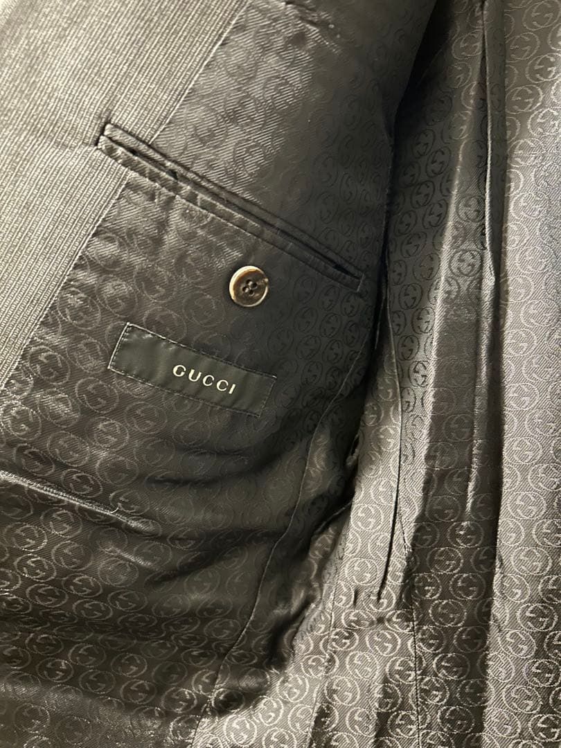GUCCI グレー スーツ セットアップ