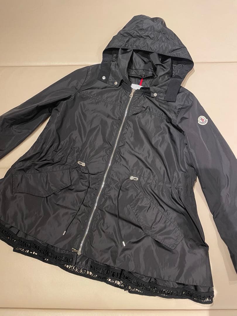 MONCLER モンクレール　ブラック ブルゾン　サイズ2 訳あり　美品