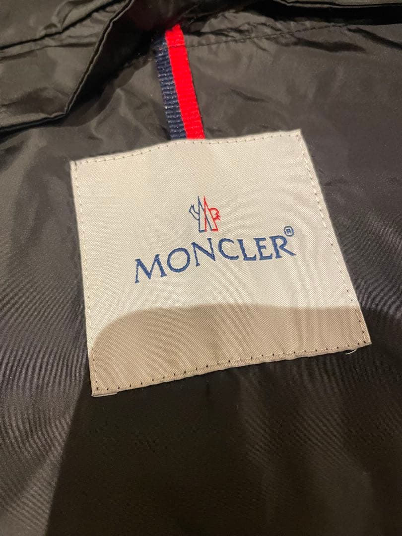 MONCLER モンクレール　ブラック ブルゾン　サイズ2 訳あり　美品