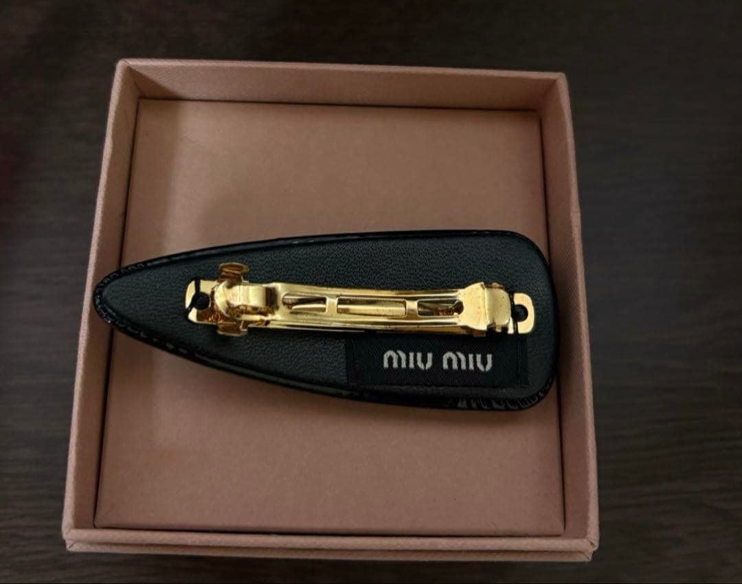 miu miu ブラック バレッタ