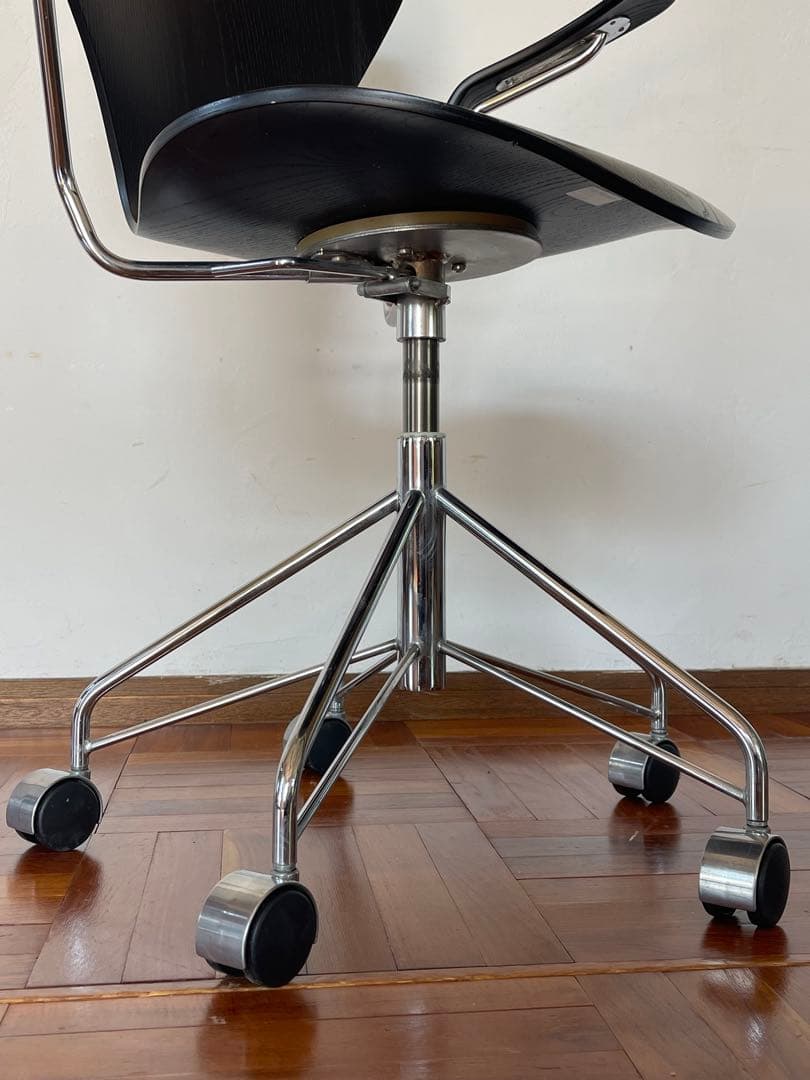 北欧 デンマーク フリッツハンセン アーム セブンチェア キャスターベース